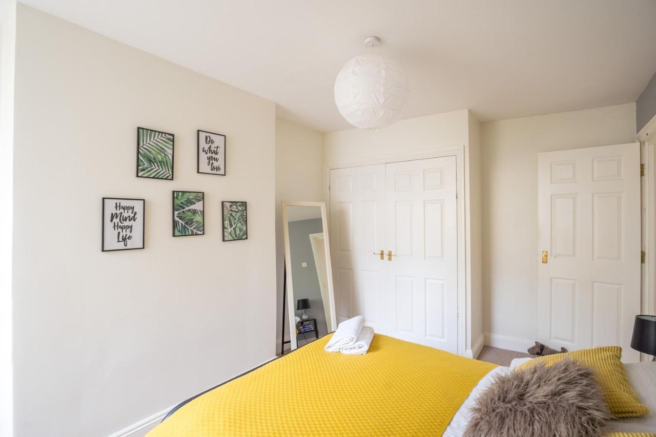 The Ella Fitzgerald - Modern 2 Bedroom Apartment, Super Close To City Centre Cardiff Exterior foto